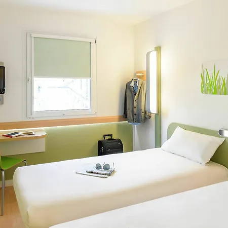 Ibis Budget Porte De Vincennes Hotel 2*