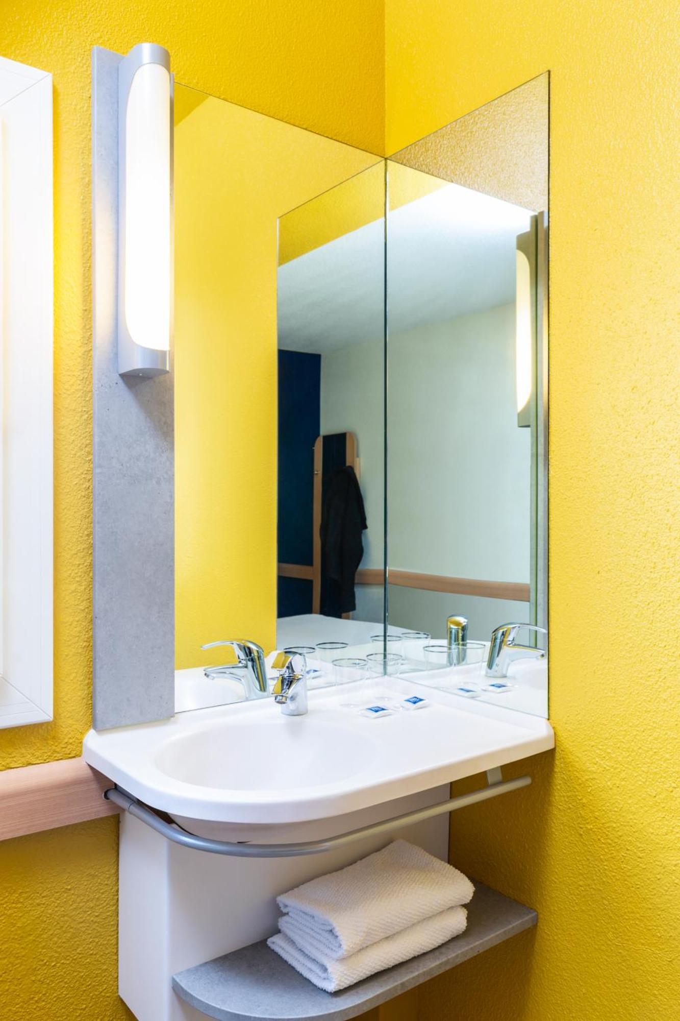 Ibis Budget Porte De Vincennes 2*