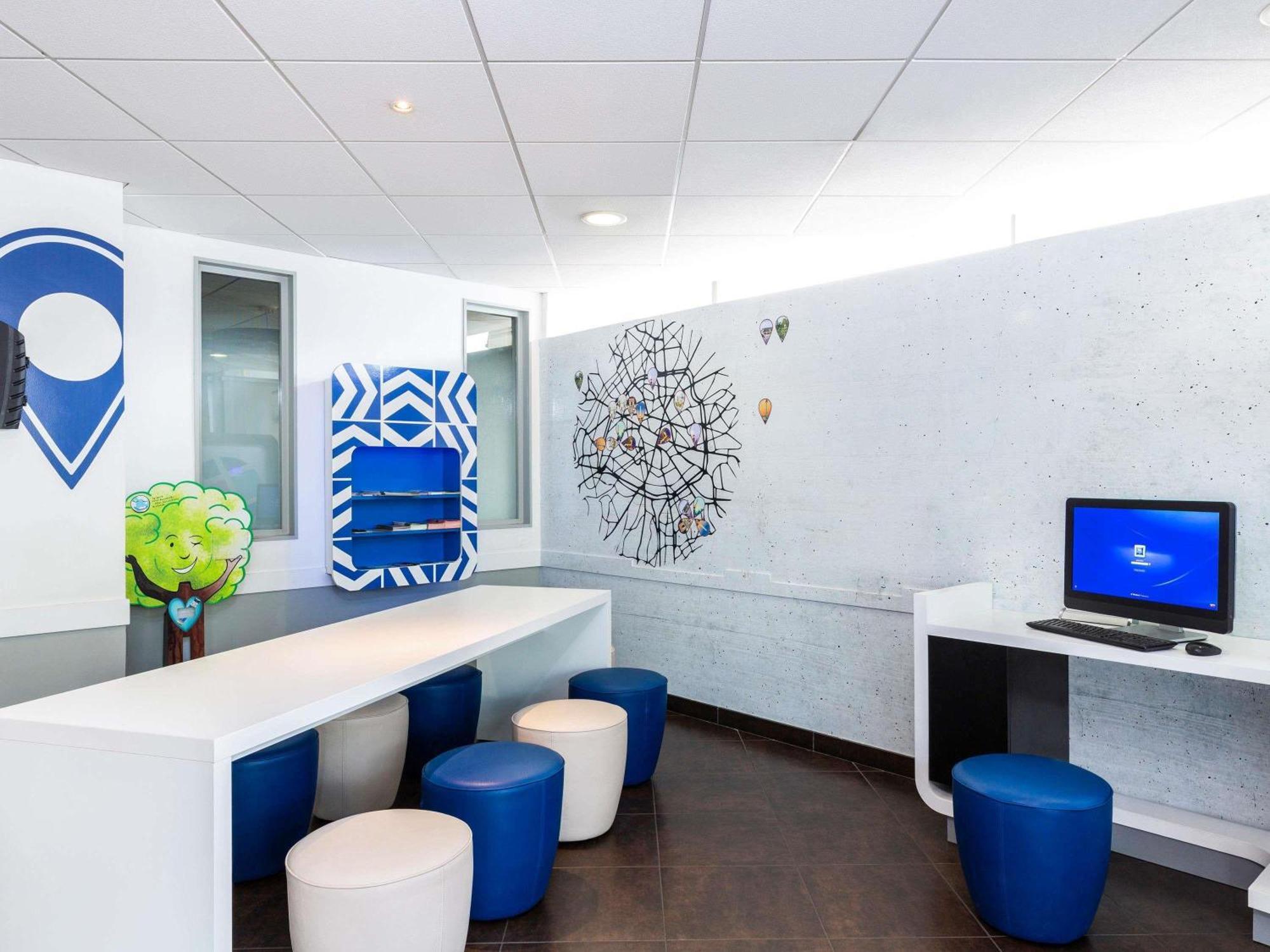 Ibis Budget Porte De Vincennes 2*